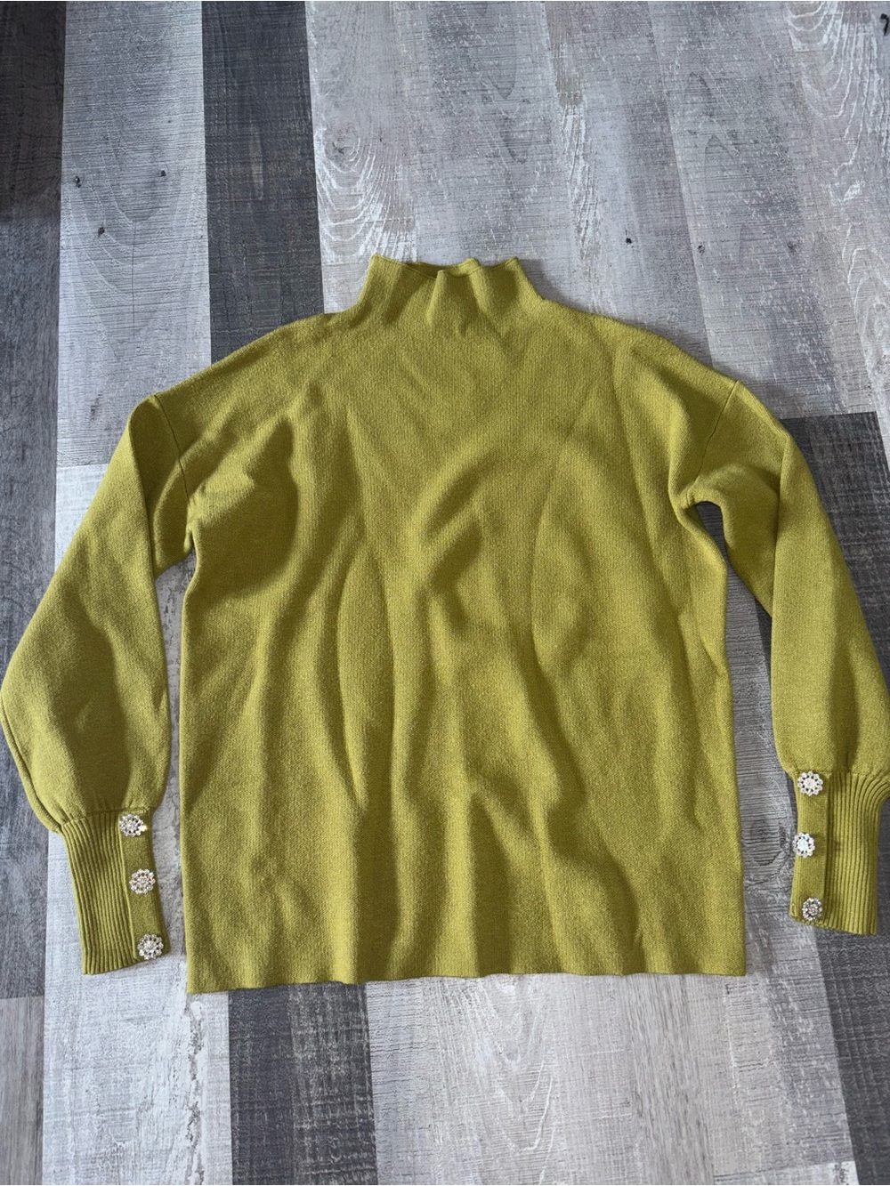 🎄Tahari Olive Green Mock Neck Sweater with Decorative Cuff Buttons
